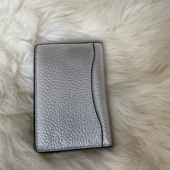 Id Wallet In Silver Metallic - Picture 2 of 4